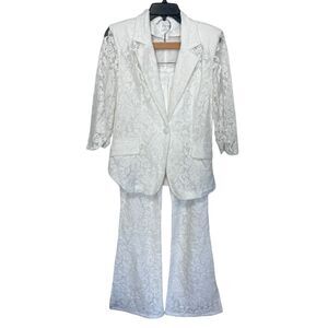 NWOT FATE | White Lace Two Piece Blazer Pants Set S